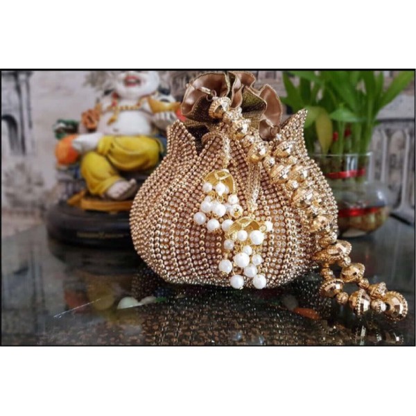 Bollywood Style Luxury Beaded Handcrafted Party Polti Bag with Decorated Latkan